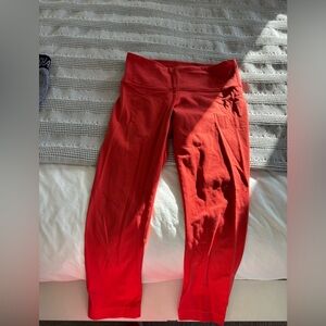 Red Lululemon Cropped wunder under leggings